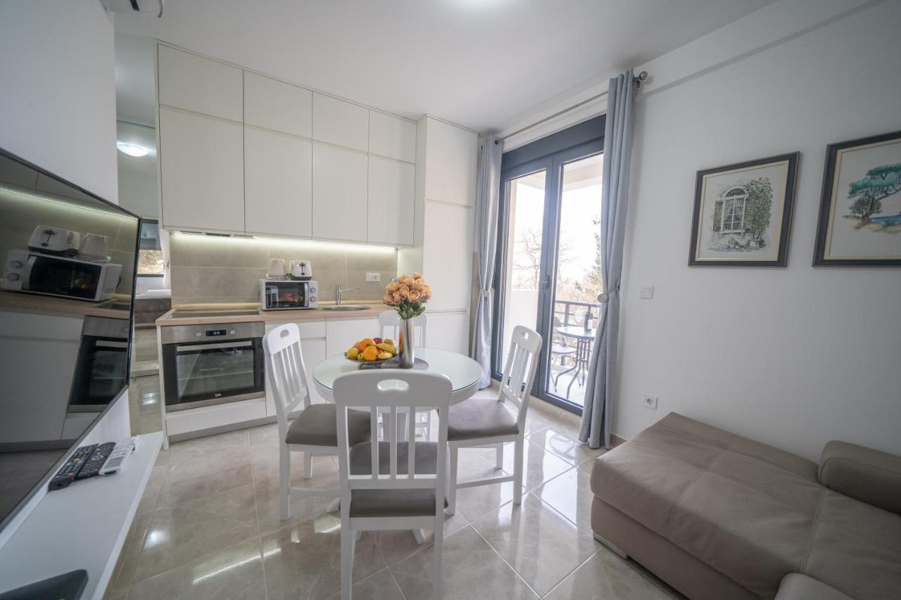 Adriana Apartman *