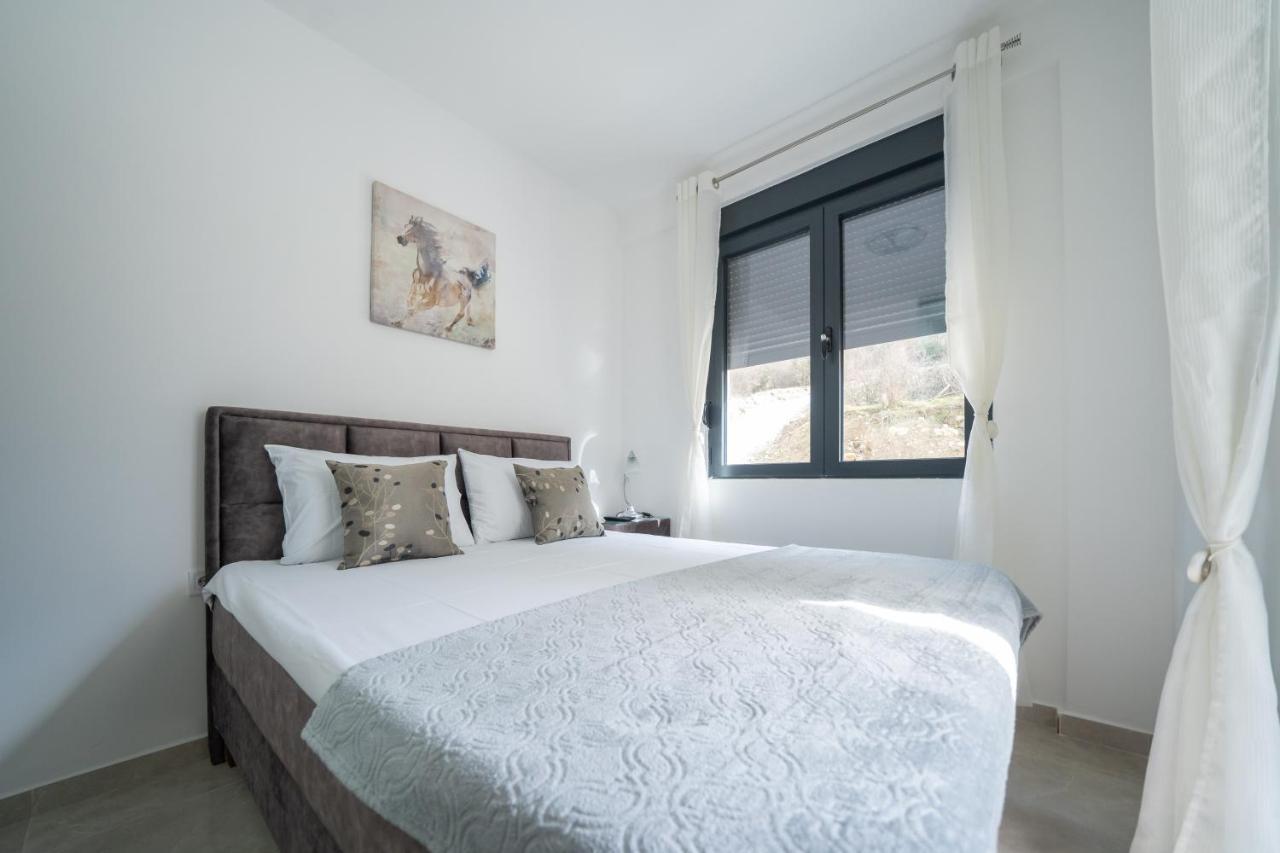 Adriana Apartman *